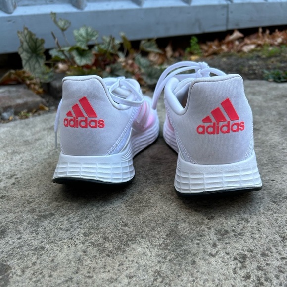 Adidas Women’s Duramo SL, size 8 - Picture 5 of 9